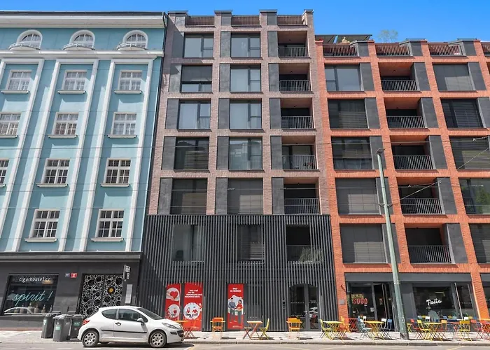 Real Living By Refa Karlin 305 Prag