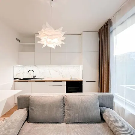 Appartement Real Living By Refa Karlin 305