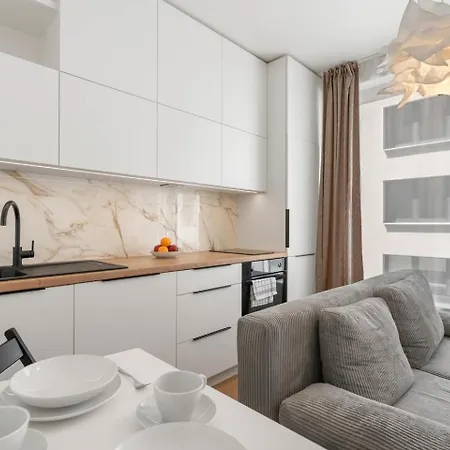 Διαμέρισμα Real Living By Refa Karlin 305 *